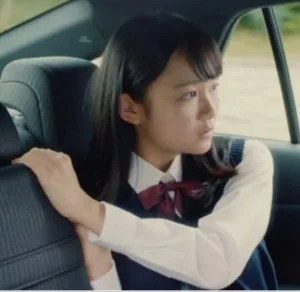 デンソー 2019CM・車の女子高生(女優)は誰？後部座席で勉強中の濱尾咲綺